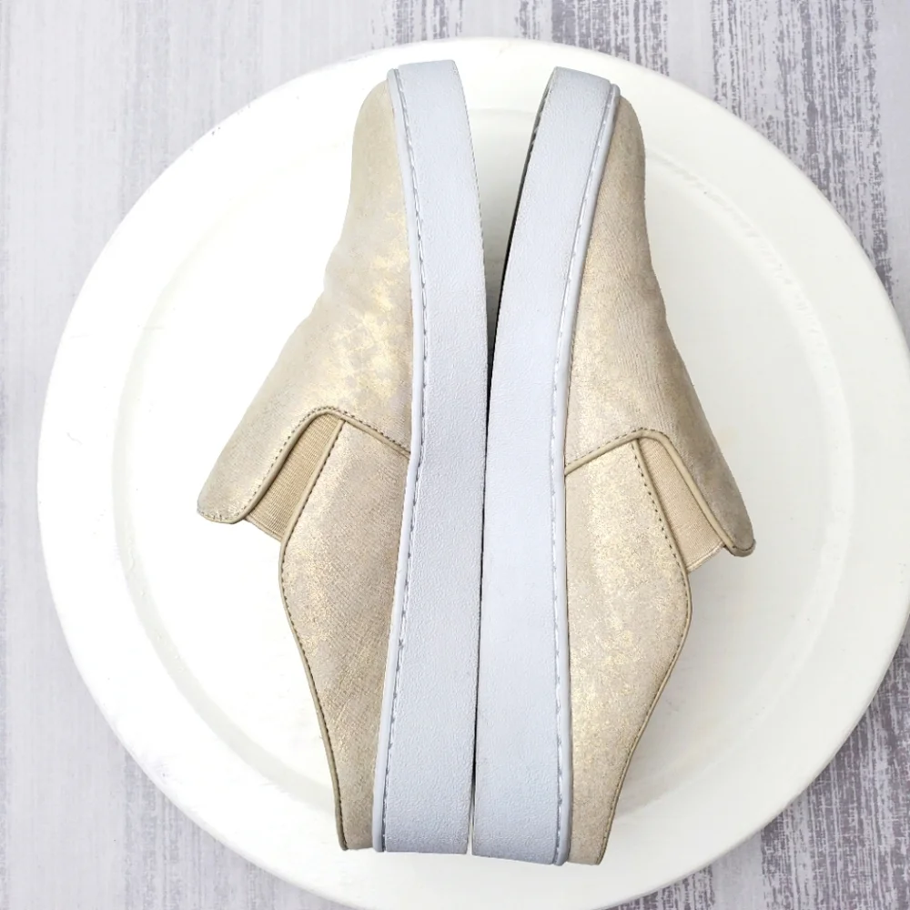 VIONIC Womens Dakota Light Gold Slip On Clog Sneaker Mule Size 8.5 - Picture 5 of 15